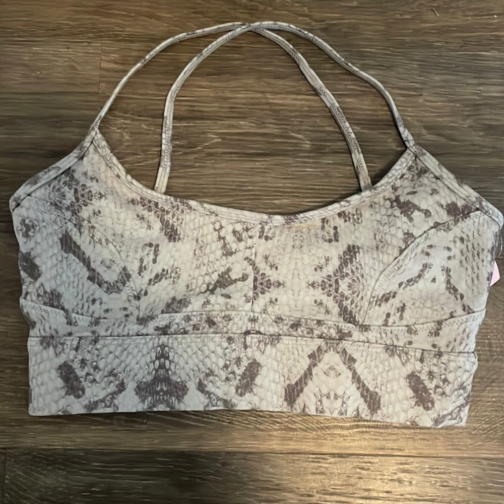 Women’s Varley Kellam Sports Bra XS NWT